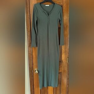 Elegant Green Long Sleeve Dress